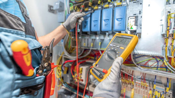 Best Circuit Breaker Repair  in Chinle, AZ